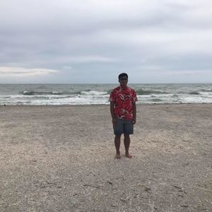 Meet your Posher, Simon